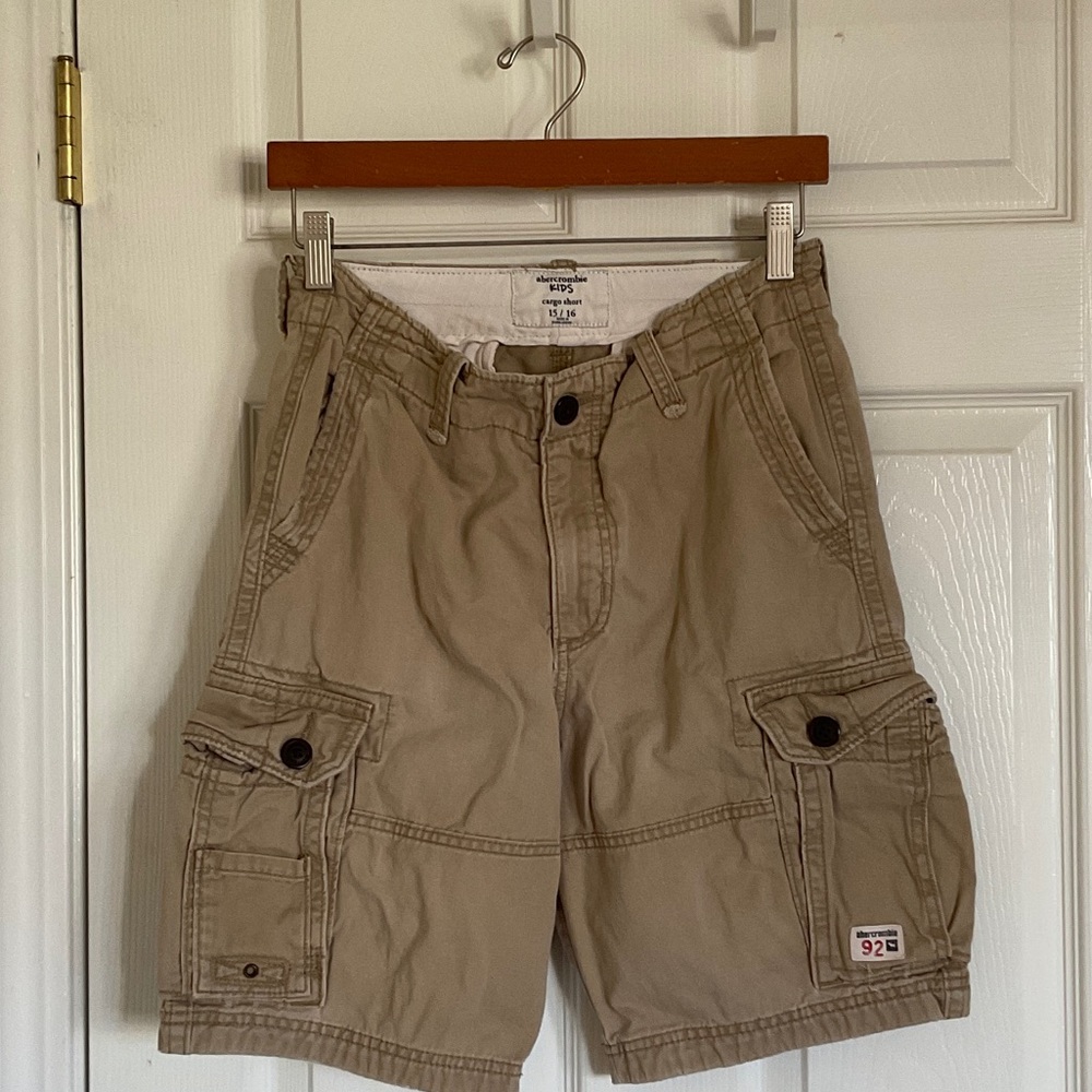 Vintage Y2K Abercrombie Kids Tan Cargo Shorts